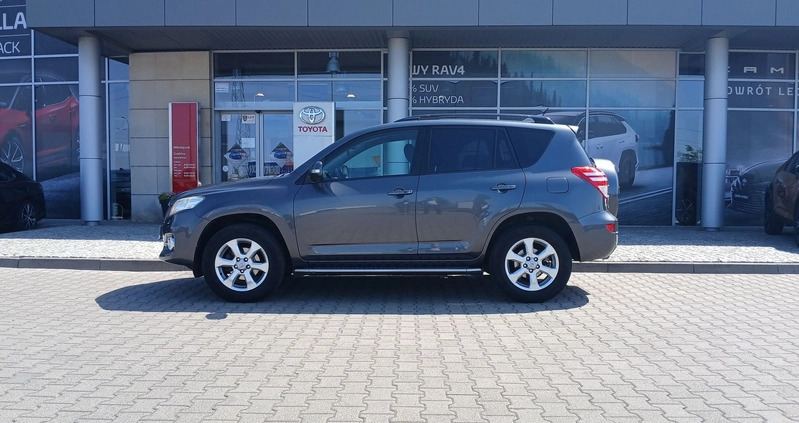 Toyota RAV4 cena 55900 przebieg: 240535, rok produkcji 2011 z Kalisz małe 596